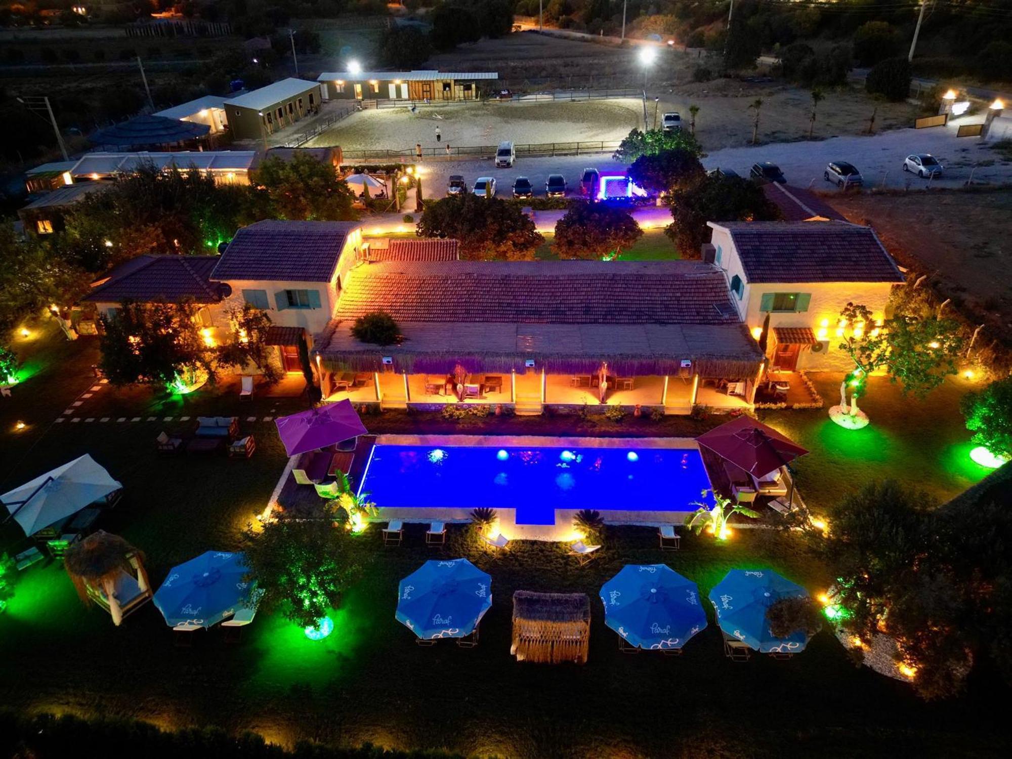 Ride And Stay Çeşme Dış mekan fotoğraf